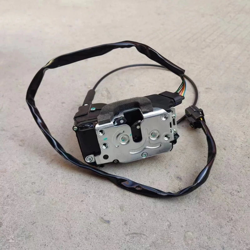 AZ166434000017 HOWO T5G T7H SITRAK C7H Left Door Lock