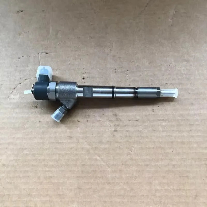 Diesel Fuel Injector 0445110889 Truck Engine Parts A50000-1112100A-A38