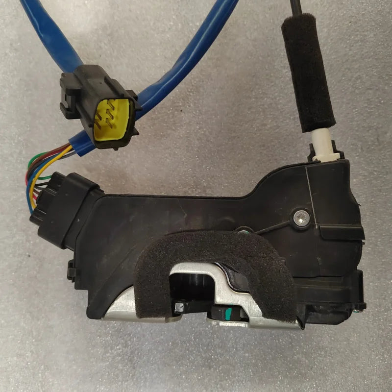 AZ166434000018 HOWO T5G T7H SITRAK C7H Right Door Lock