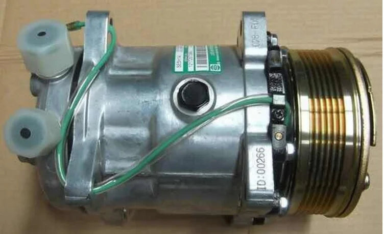 Sinotruk WG1500139001 Air Conditioning Compressor for AC Systems