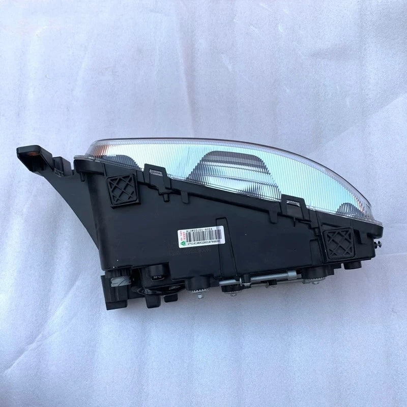 812W25101-6024 SITRAK Right LED Headlight