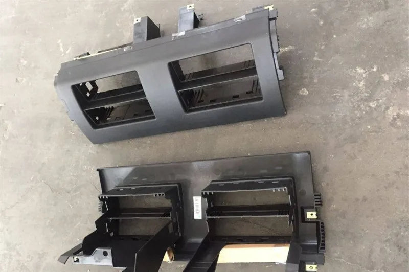 811W63903-6138 SITRAK C7H Driver Side Grocery Box Assembly