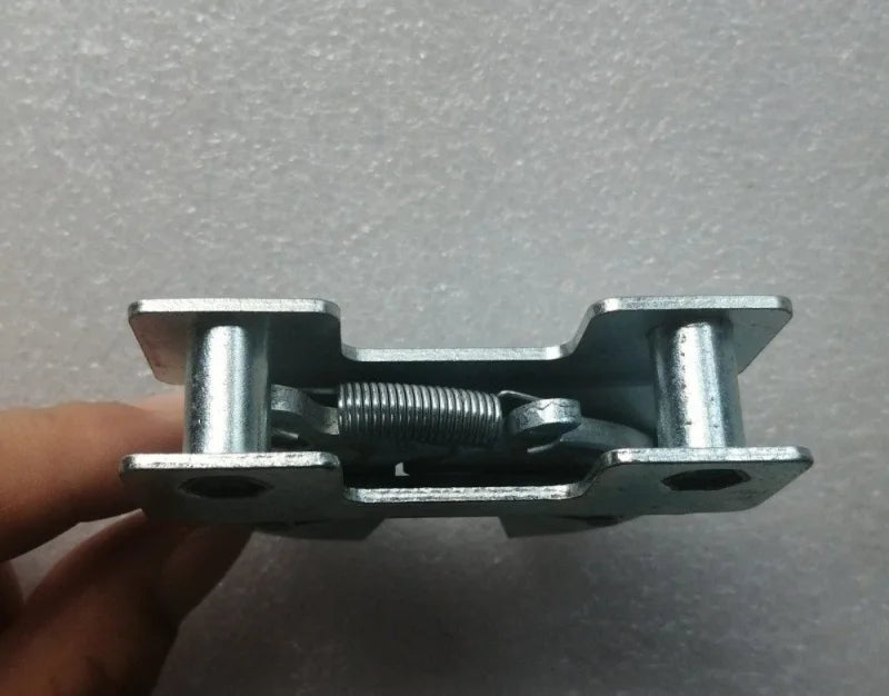 WG1671110113 HOWO NJ17 Bonnet Lock
