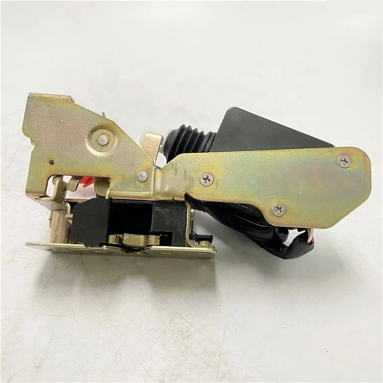 WG1664340008 SITRAK HOWO T7H Left Door Lock and Inward Opening Assembly