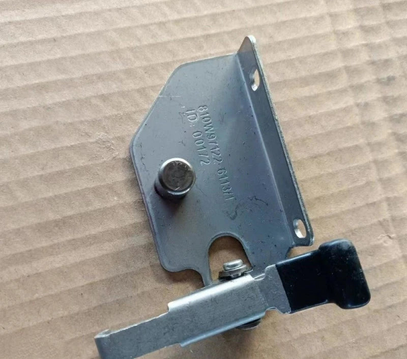 810W97122-6113 HOWO T5G Glove Box Lock LEFT