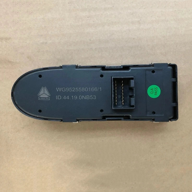WG9525580166 HOWO NJ17 Right Window Litter Control Panel