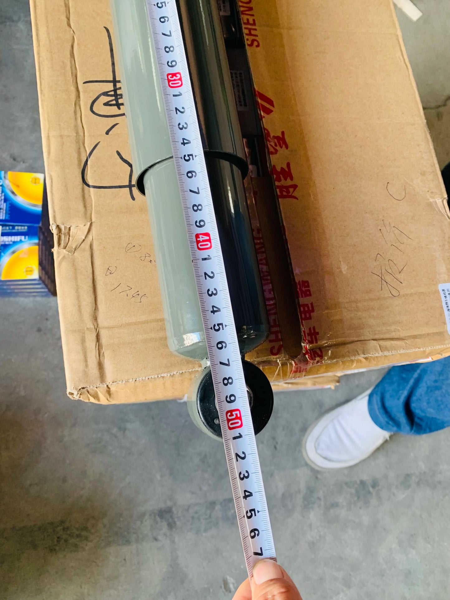 SINOTRUK Shock Absorber WG9925680028 for Howo Front Axle Shock Absorber