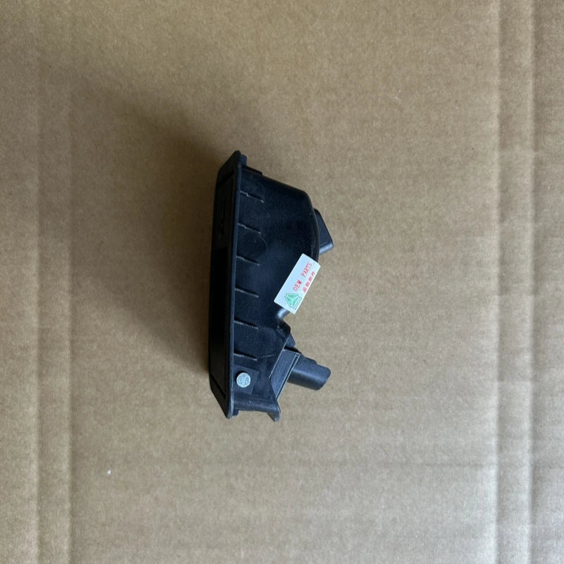 812W61701-5106 SITRAK C7H Front Hood Handle Assembly
