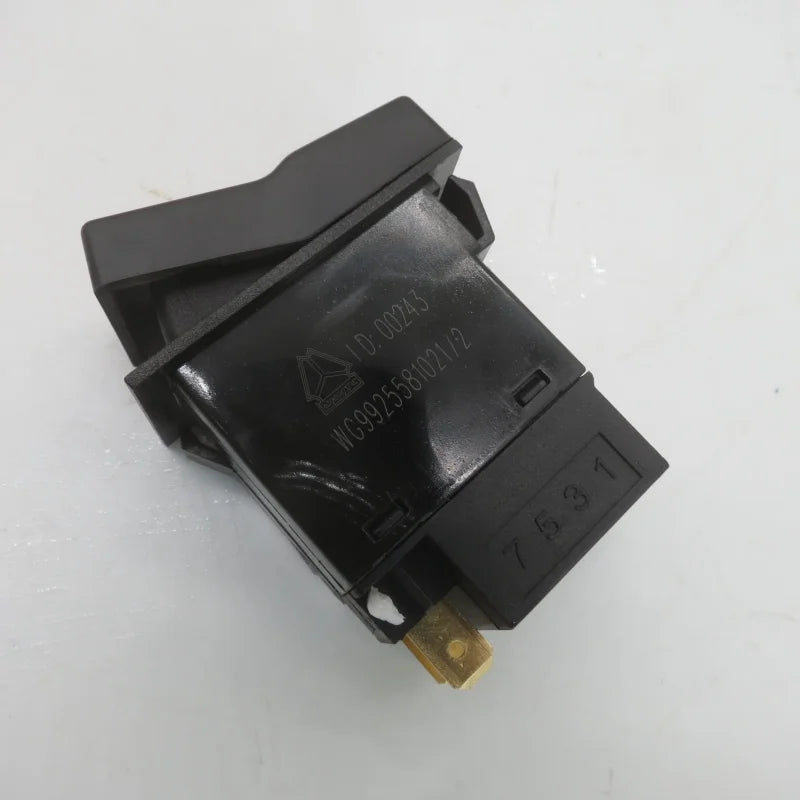 WG9925581021 HOWO T7H Speaker Horn Switch