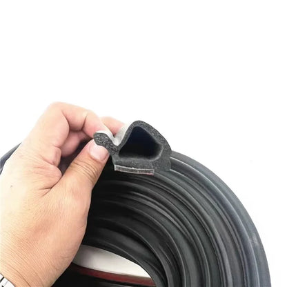 SITRAK T7H Left Outer High-floor Door Sealing Strip WG1662610057