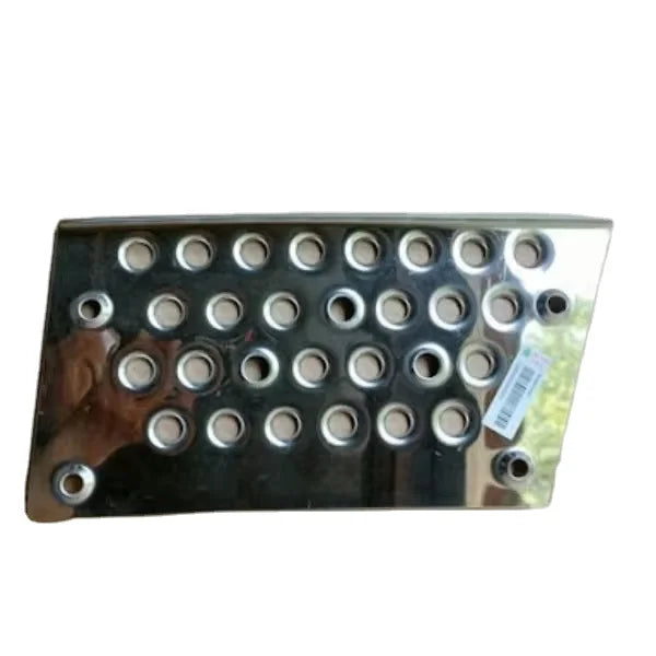 WG1664231096 SITRAK T7H Right Antiskid Plate of Low - position Pedal - Excellent Anti - skid Performance