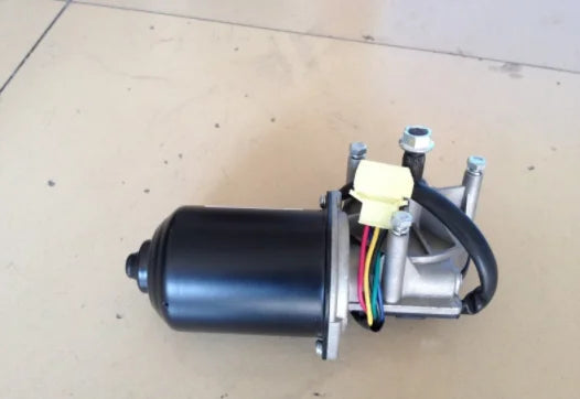 China Sinotruk Howo Truck Cab Spare Parts Wiper Motor WG1642741008