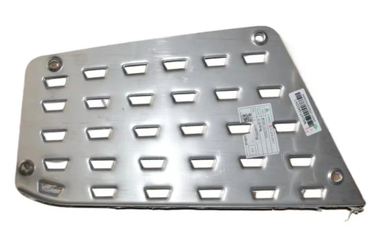 WG1671240224 HOWO NJ17 Right Foot Step Skid Plate