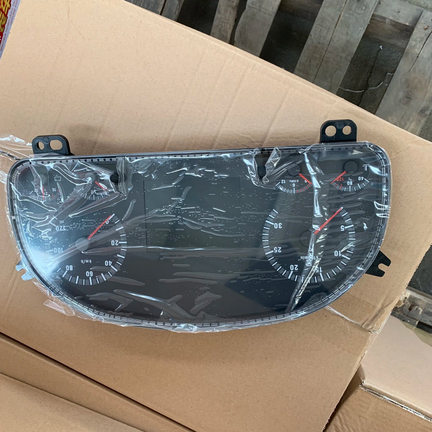 Sinotruk Howo Truck Parts Dash Board WG9716582211