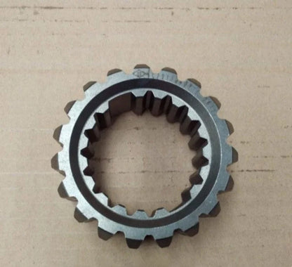 China Supplier Spindle Sleeve Bush WG2210040210 - Sinotruk Howo Parts