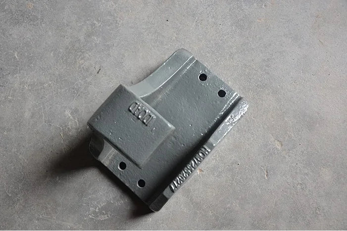 Howo Sinotruk 371 Spare Parts Leaf Spring Seat WG9725520277