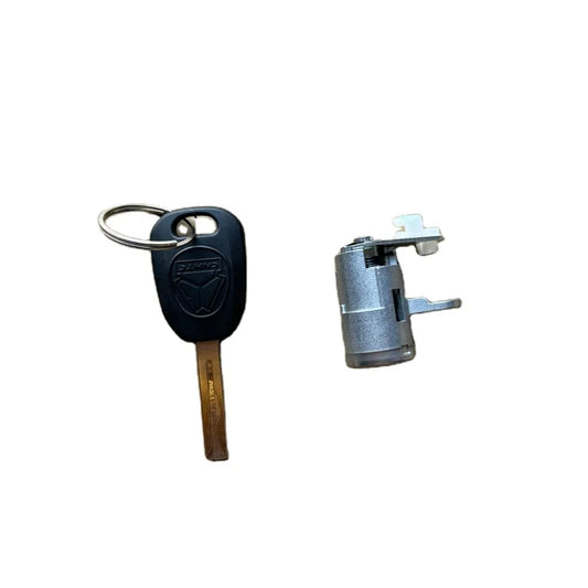 YG9525582558 SITRAK C7H DOOR LOCK WITH KEY