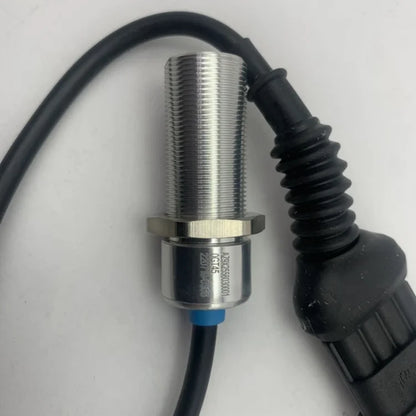 AZ9X2558030001 SITRAK HOWO T7H Brake Light Switch