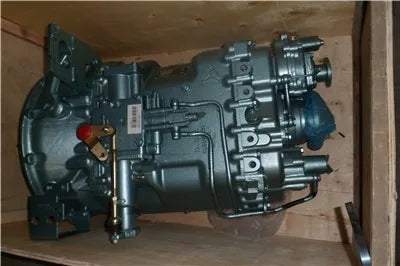 Sinotruk HOWO Truck Transmission Assembly Gearbox HW19712 for HOWO A7