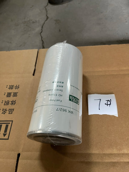 Fuel Filter Vg1560080012 for SINOTRUK HOWO Engine Parts