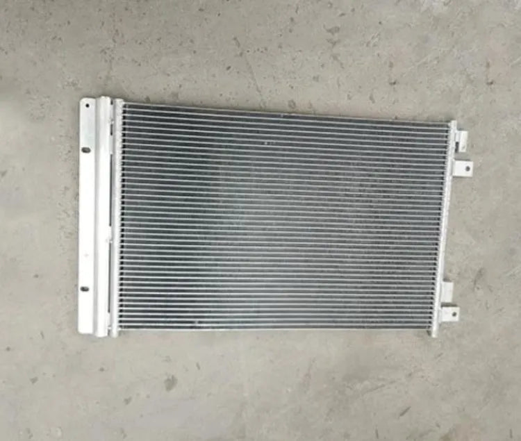 WG1664820116 HOWO A7 380HP Air Conditioner Condenser