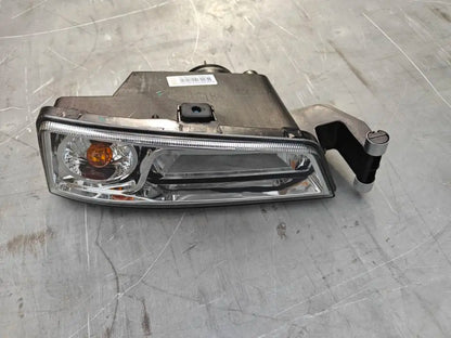 SINOTRUK SITRAK C7h Howo SITRAK C7H LED Front Fog Light 812w25320-6002 New Condition