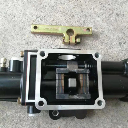 Sinotruk Truck Spare Parts Transmission Parts Gearbox Cover AZ2203210040