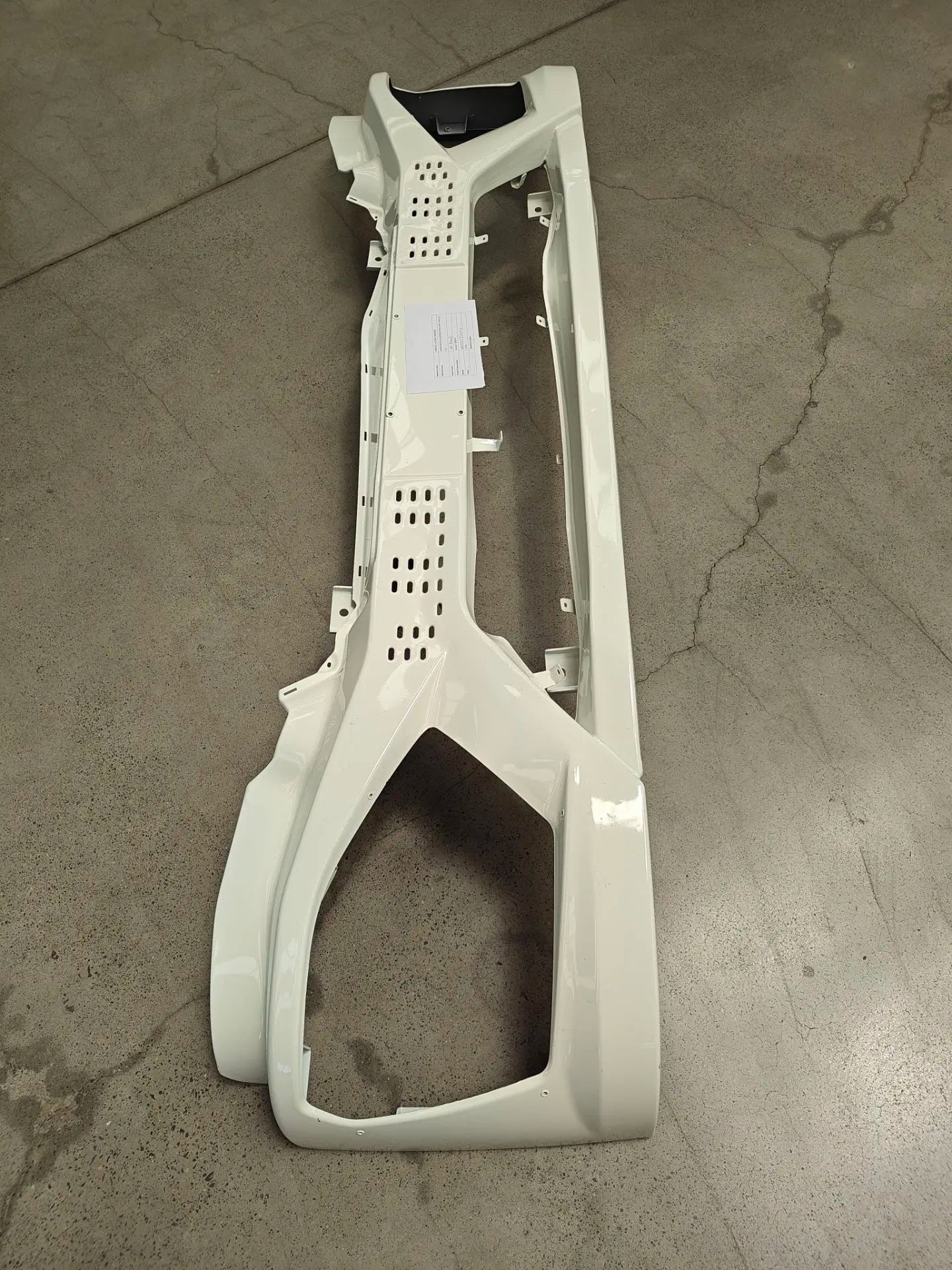 Sinotruk Howo N7B Hohan Cabin Parts Bumper WG9525930223