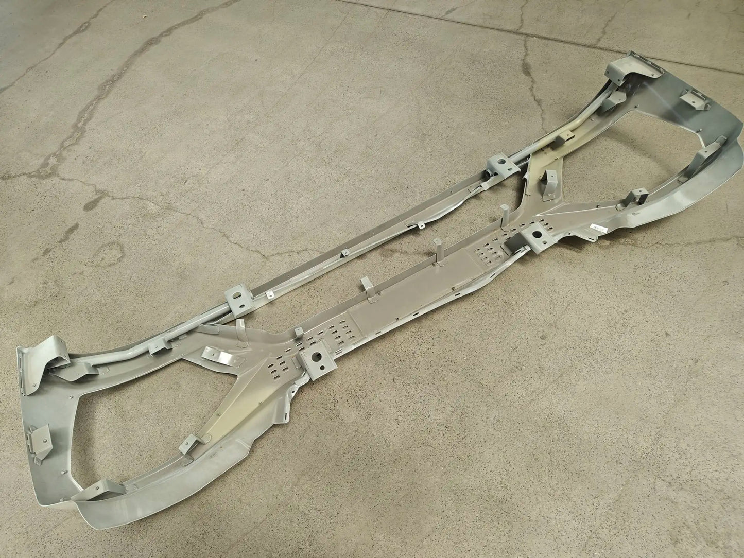 Sinotruk Howo N7B Hohan Cabin Parts Bumper WG9525930223