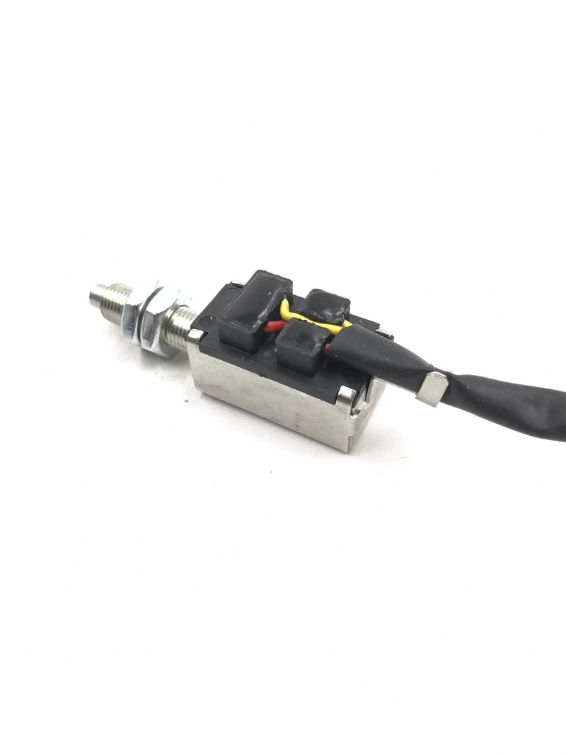 LG9704580107 HOWO LIGHT TRUCK Brake Light switch
