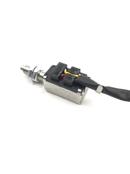 LG9704580107 HOWO LIGHT TRUCK Brake Light switch