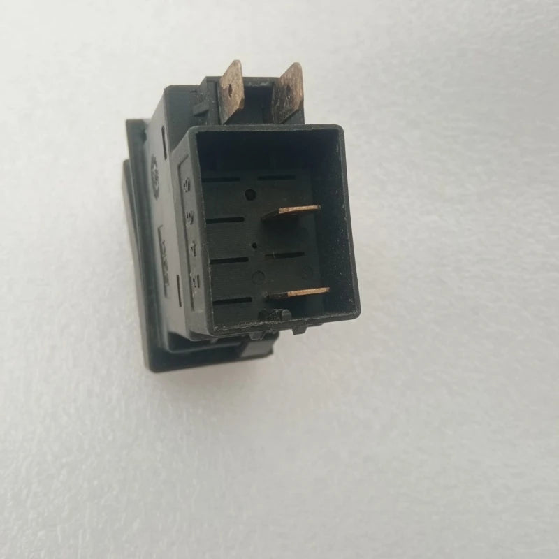 WG9925581045 HOWO T7H Cab Lift Switch
