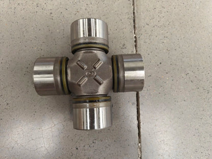 SINOTRUK Howo Truck Parts New Universal Joint 57x144 19036311080