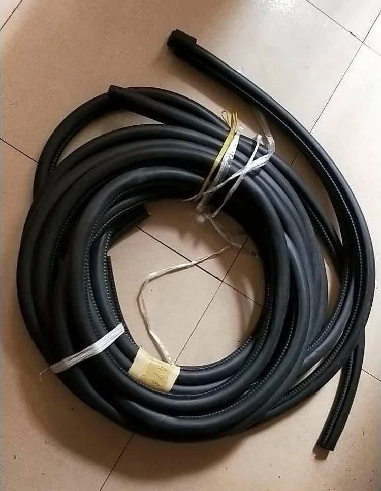 WG1662610055 SITRAK T7H High-floor Door Sealing Strip