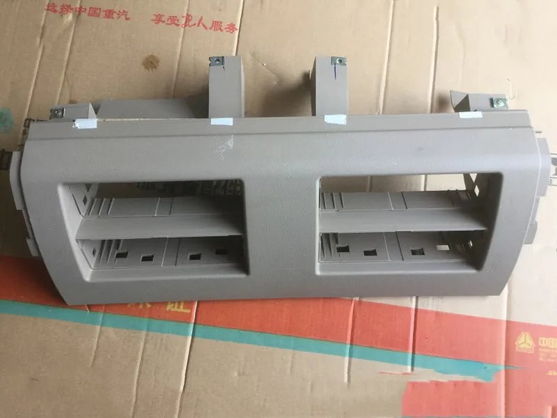 811W63903-6138 SITRAK C7H Driver Side Grocery Box Assembly